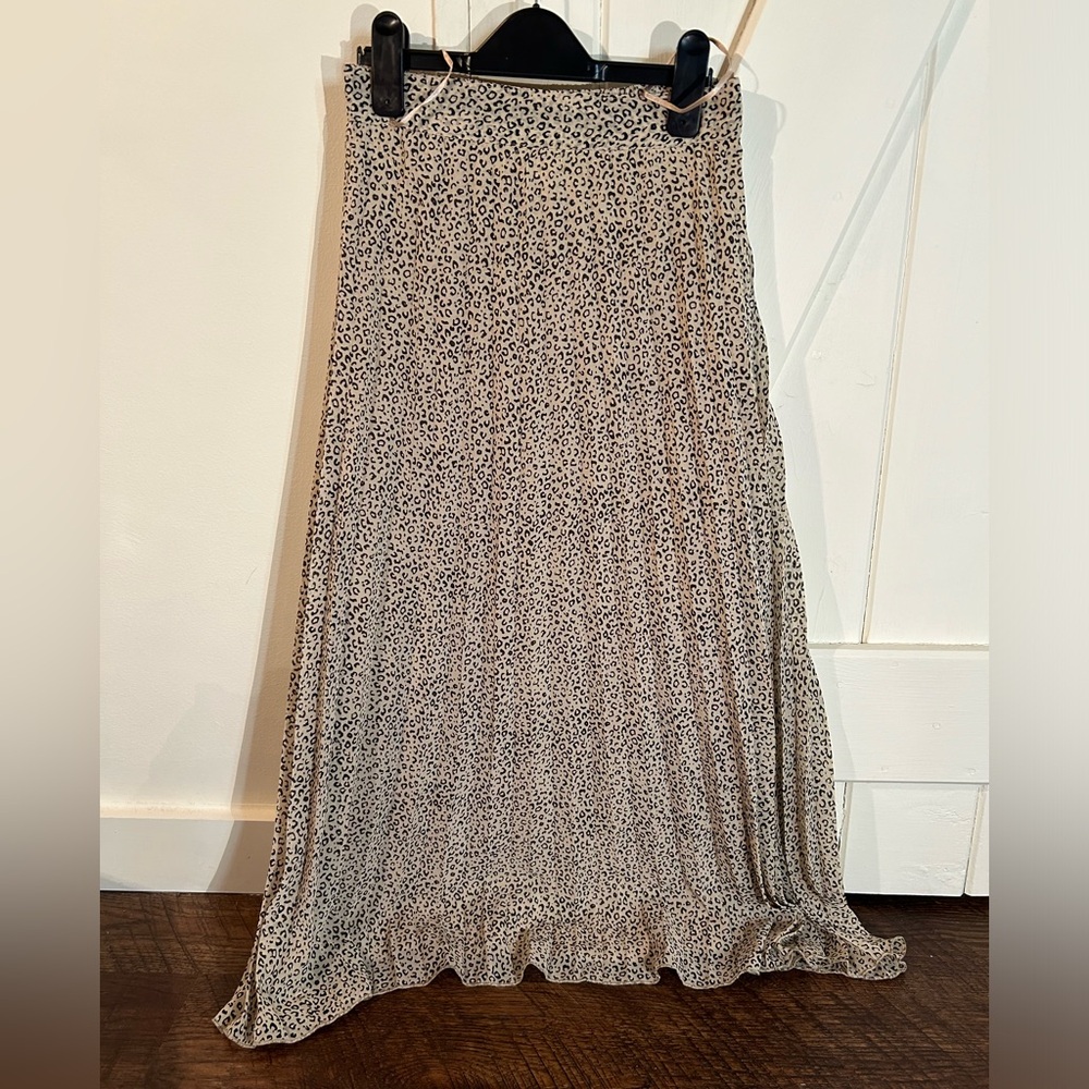 Leopard maxi skirt